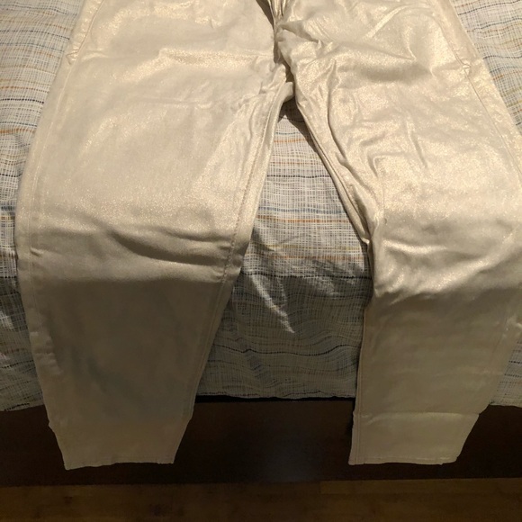 White metallic pants - Picture 2 of 5